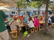 Die Quartierbevölkerung beim Austausch mit dem Gemeinderat.
